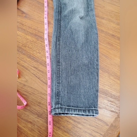 Frank & Oak Kim Comfort Slim High-Waisted Jeans - Picture 12 of 13